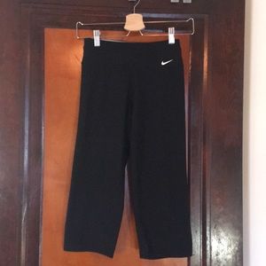 Nike Capri workout pants